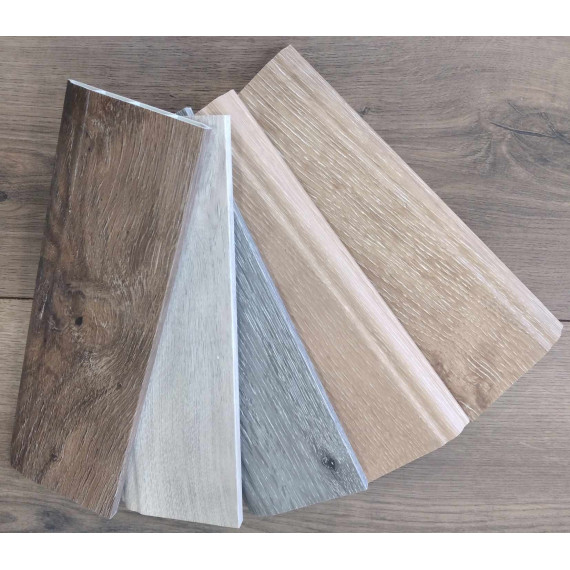 Titanflooring PVC famintás vízálló szegőléc 80mm Titanflooring PVC famintás vízálló szegőléc 80mm